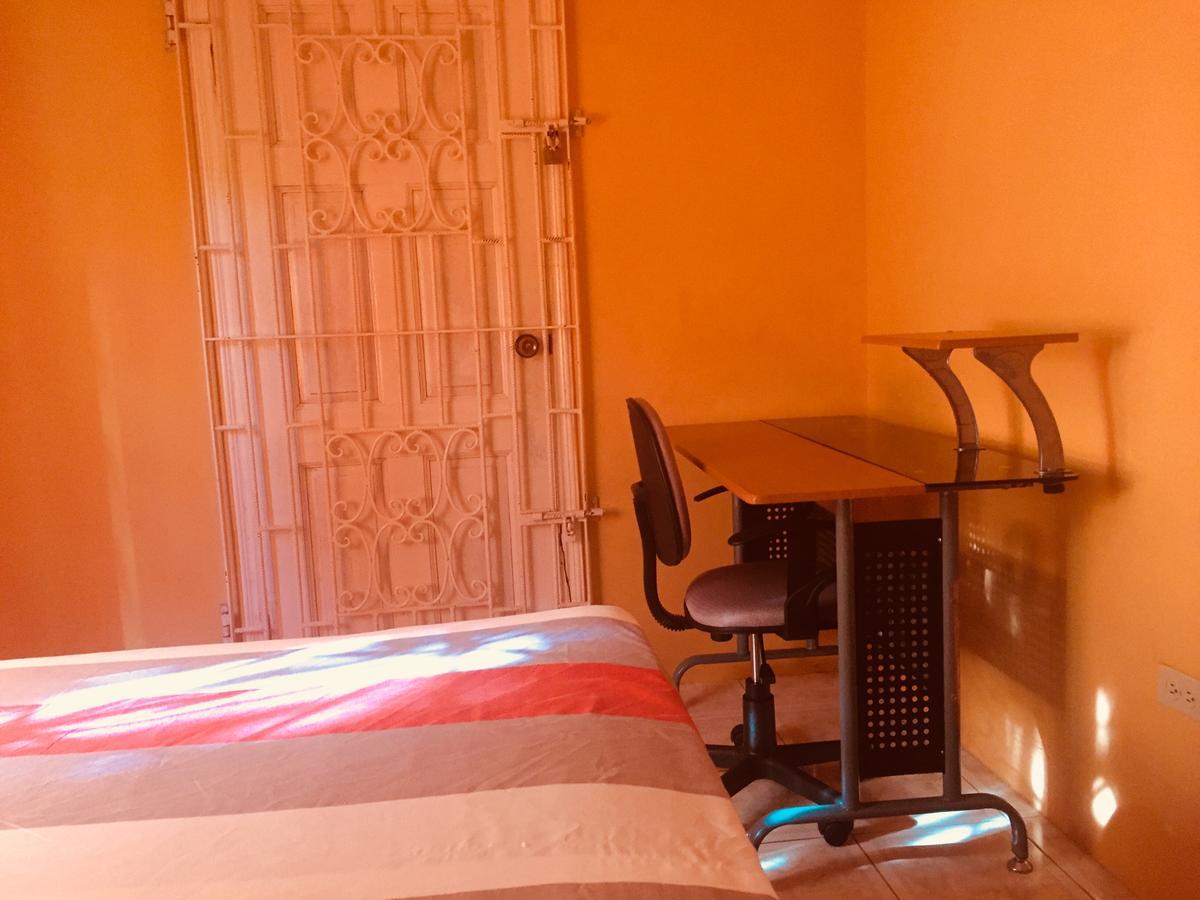 Yaad Hostel Montego Bay Buitenkant foto