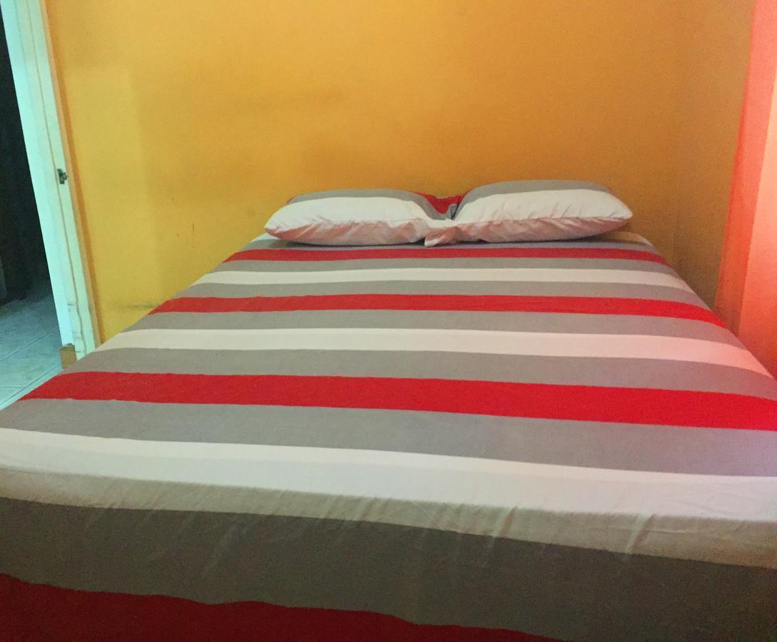 Yaad Hostel Montego Bay Buitenkant foto