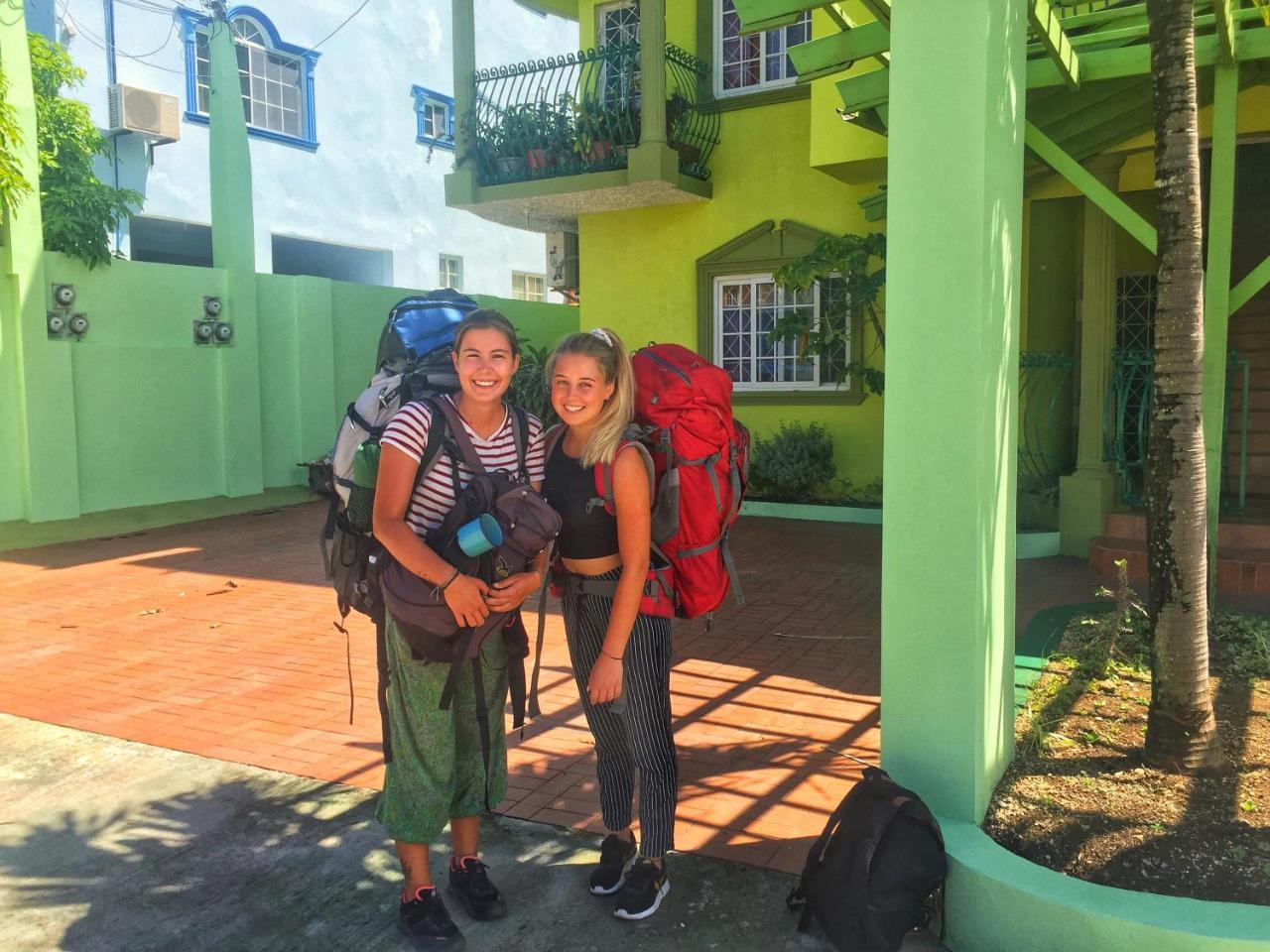 Yaad Hostel Montego Bay Buitenkant foto