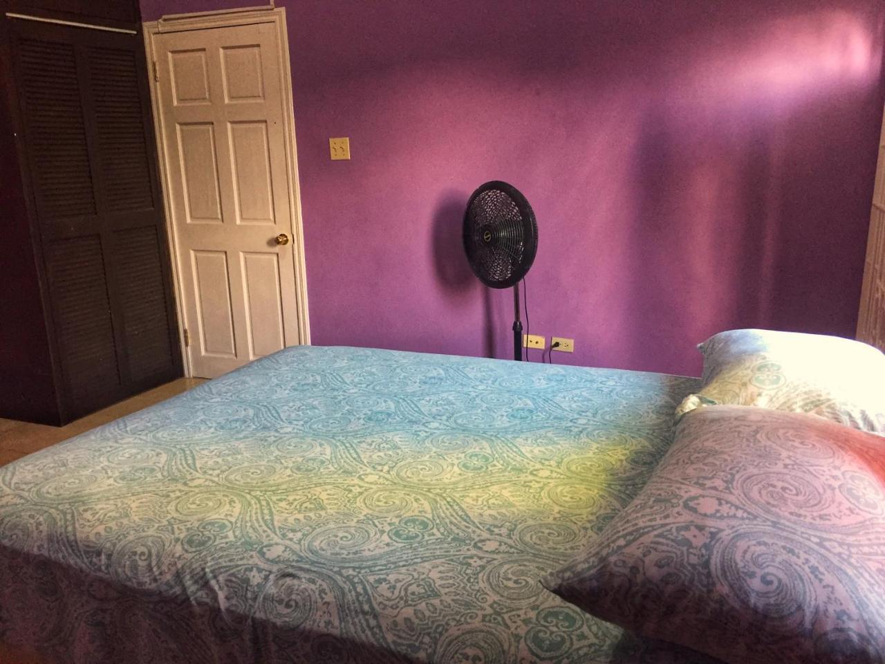 Yaad Hostel Montego Bay Kamer foto